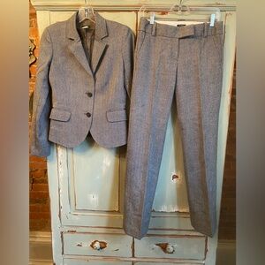 Beautiful Mint Condition Vintage Charcoal 100% Wool J. Crew Pantsuit Size 0